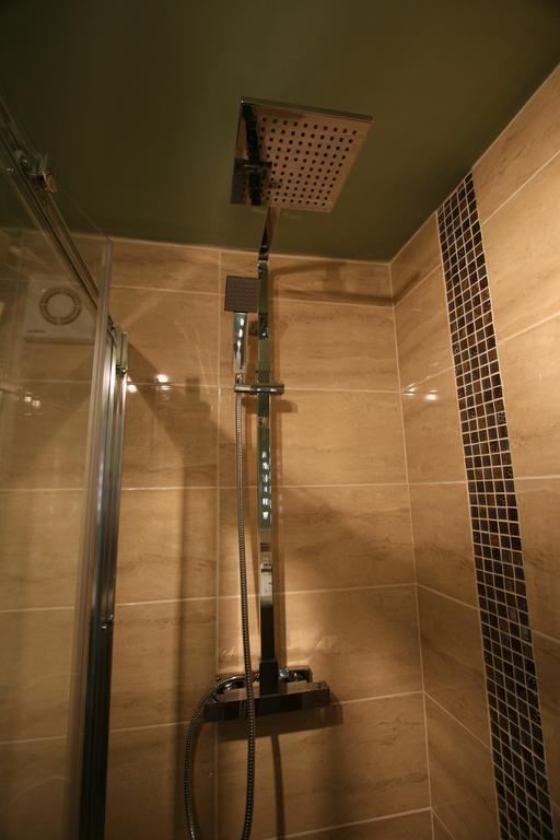 The Belfry At Yarcombe Bed & Breakfast Bilik gambar