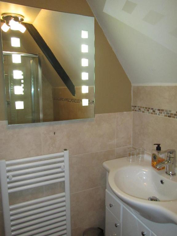 The Belfry At Yarcombe Bed & Breakfast Bilik gambar